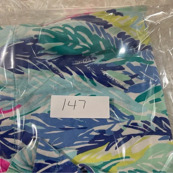 Lilly Pulitzer Jayne Shorts Womens Size 4 Lightweight As A Feather Tropical - Picture 11 of 11